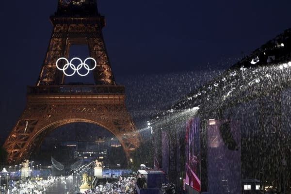 Four Entirely Predictable Olympic Stories That Happen Every Time: Rainy Paris