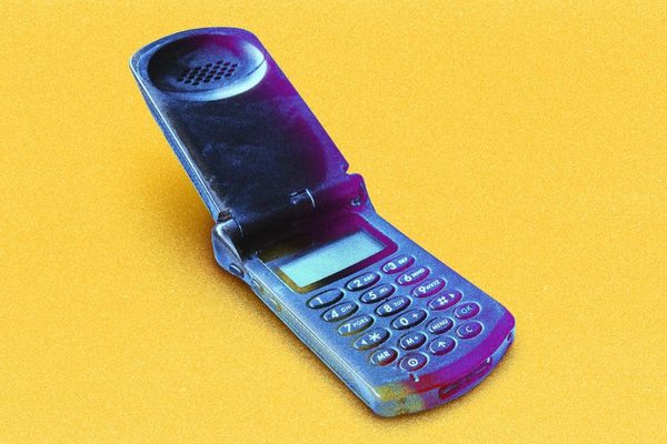 How "Dumbification" May Be the Next Hot Technology Trend: Dumb phone