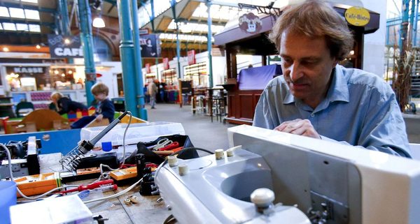 Google's Touchscreen Whiteboard, Sweden's Brilliant Tax Break and Honda 3D Prints An Electric Minivan