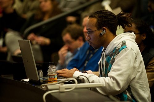 How To Live Blog (Or Twitter) An Event Effectively
