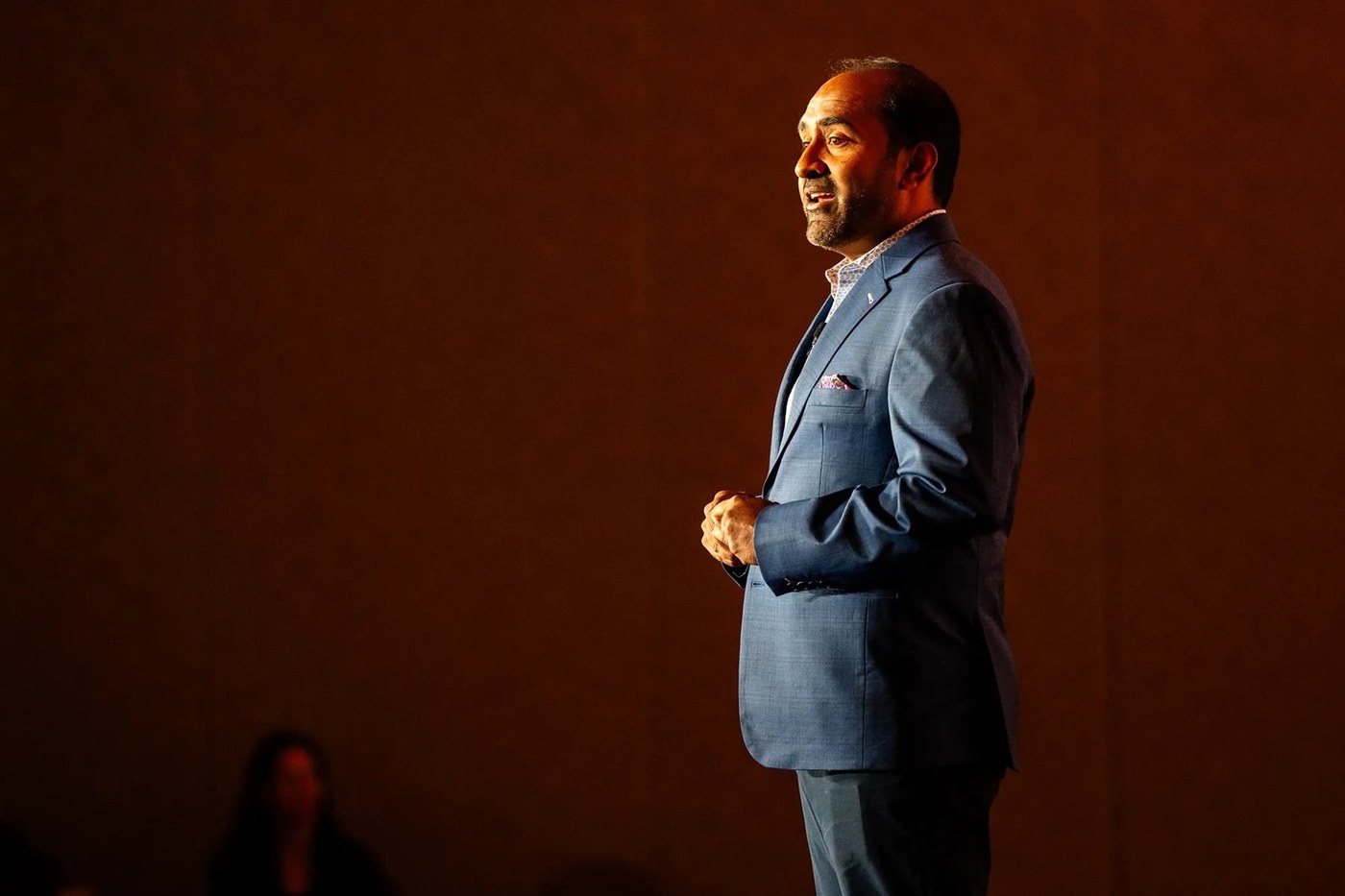 Rohit Bhargava speaking on stage