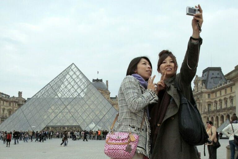 The Paris Syndrome and Coping with Tourism Disappointment - Rohit Bhargava